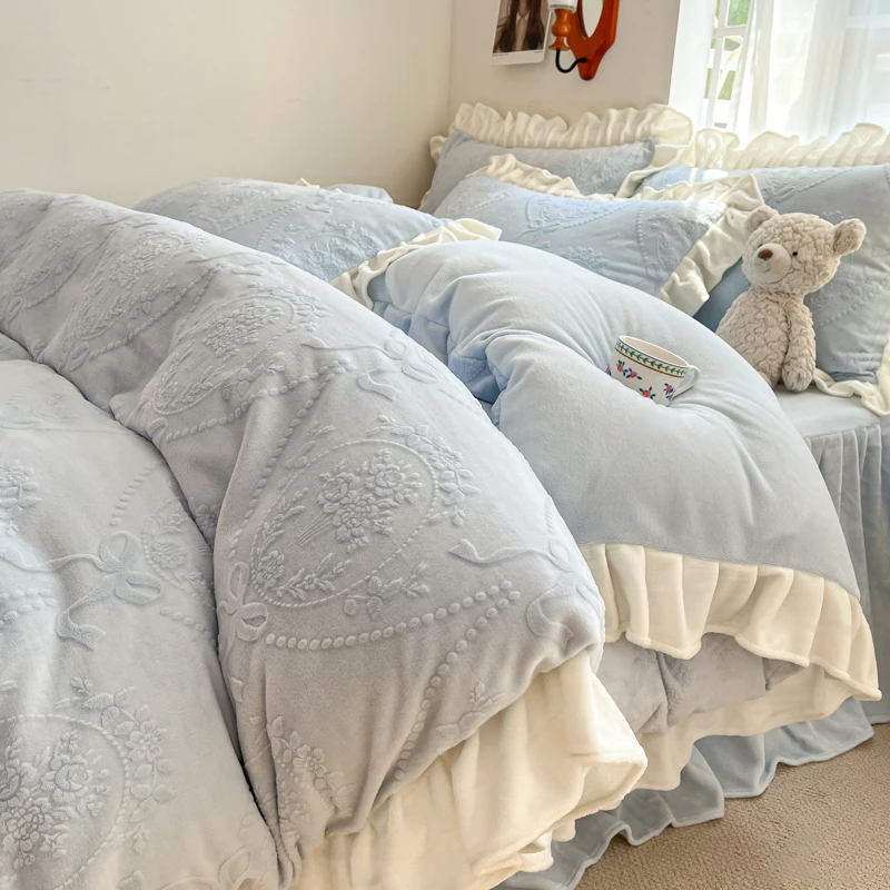 秋冬款保暖牛奶绒四件套花边雕花绒被套被罩床单入冬家用床上用品