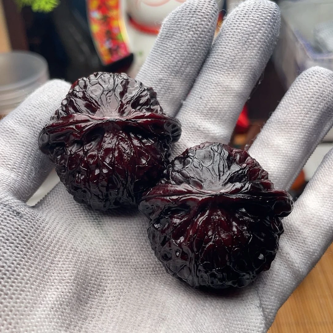 文玩核桃吊坠胖头鱼宫灯