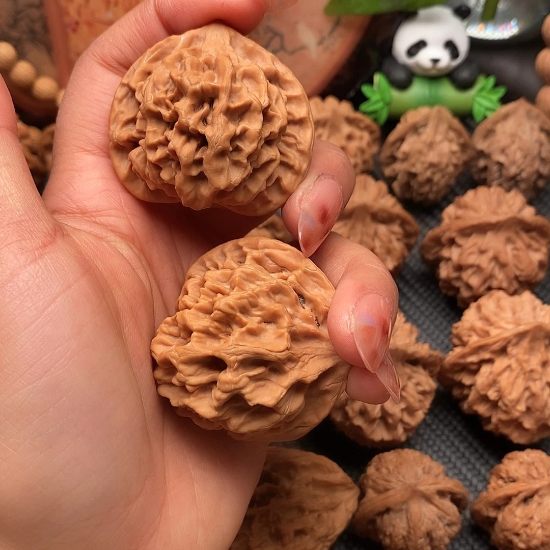 唐***宝核桃秦岭野生果官帽