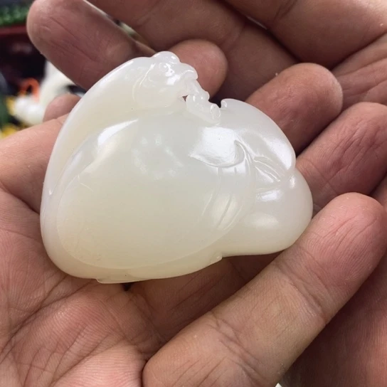 和田玉颈饰未镶嵌沧*