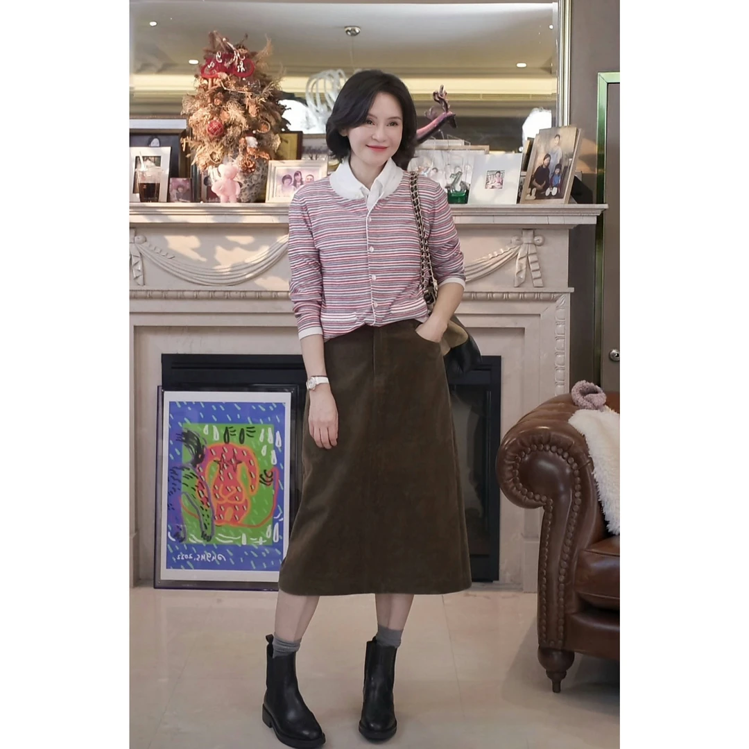 我是摩羯 小巷人家 日本灯芯绒条纹后松紧腰复古百搭半裙
