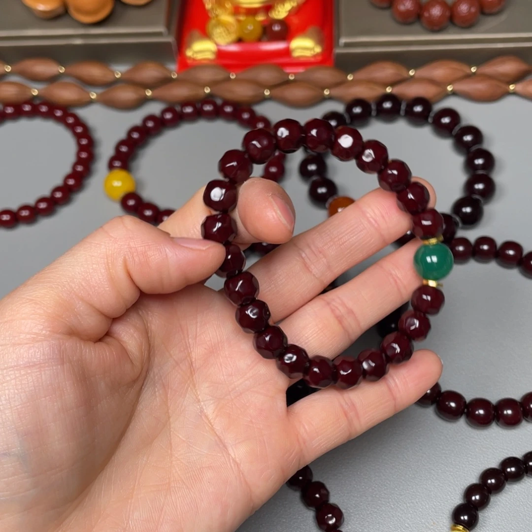 N***O核桃手串/手链筽体背黑色浅灰色及白色