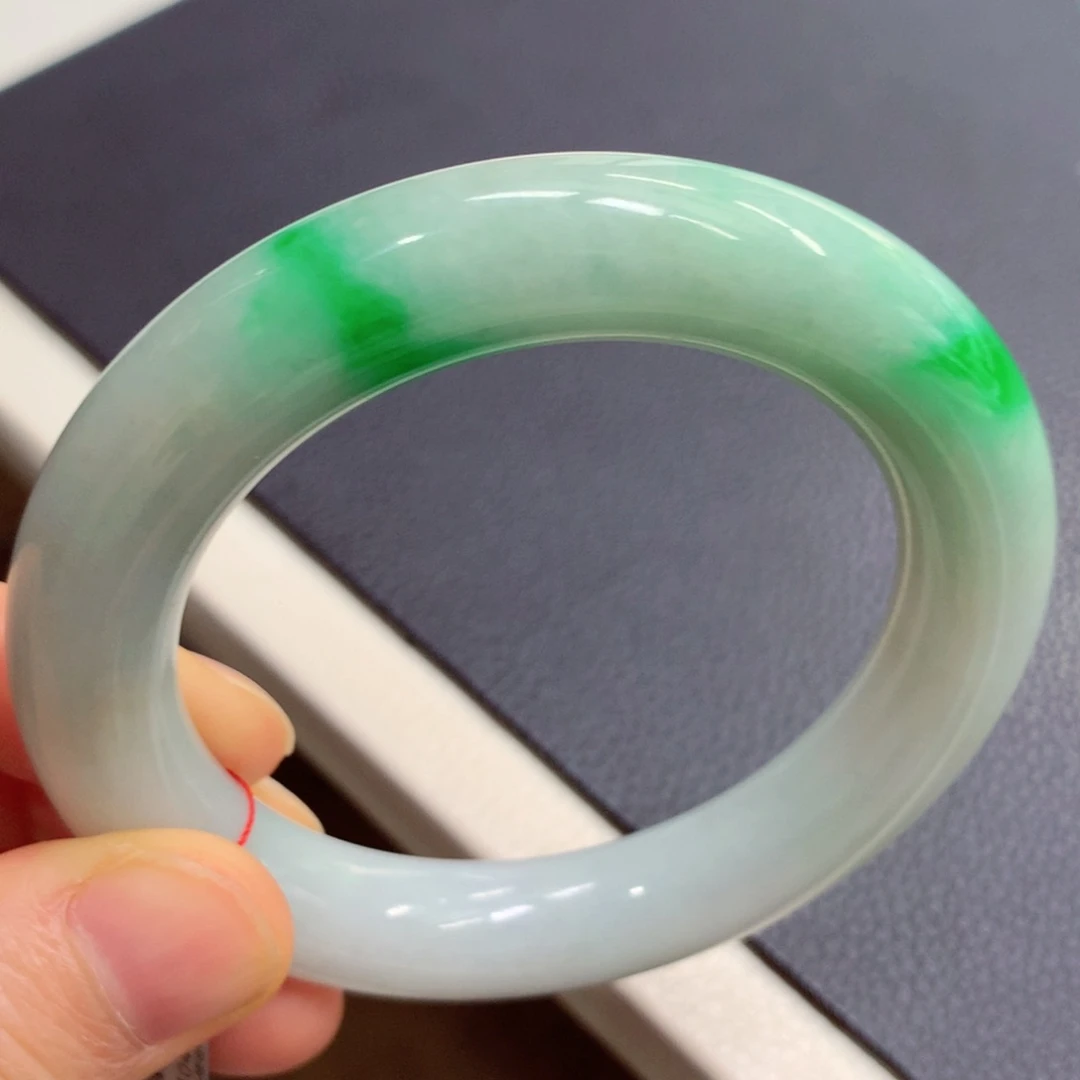 未镶嵌手镯翡翠翡翠