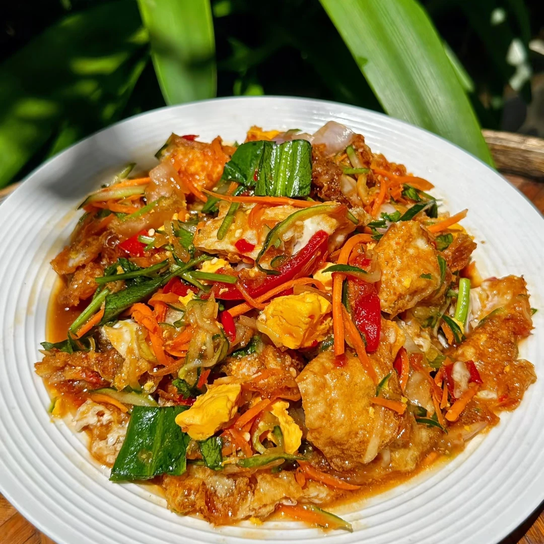 柠檬凉拌舂荷包蛋