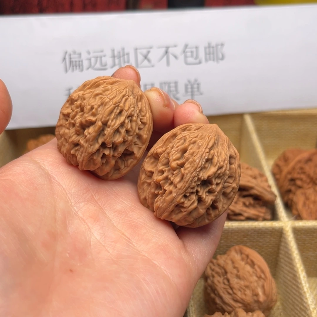 文玩核桃吊坠34麦虎
