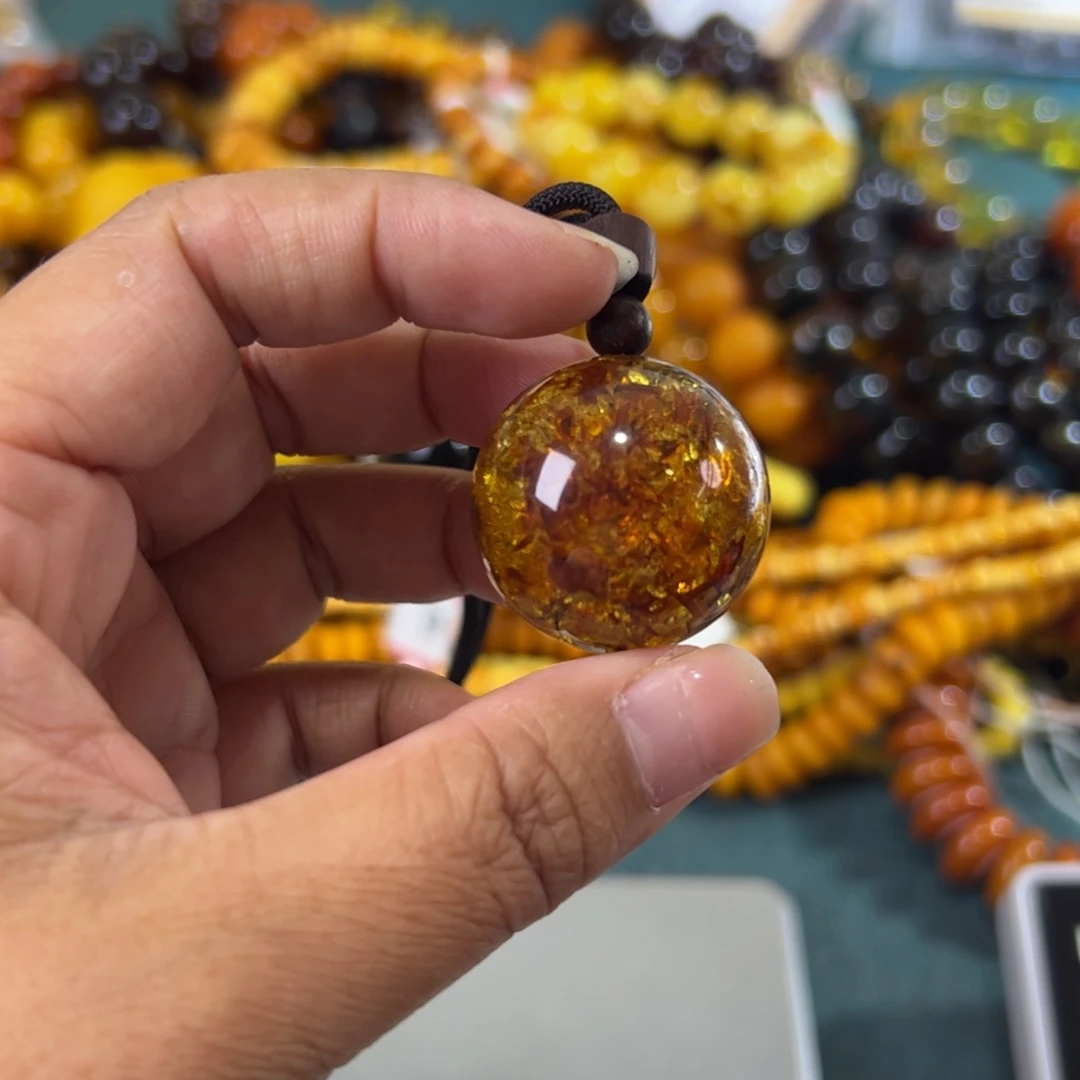 未镶嵌琥珀珠宝奇石245