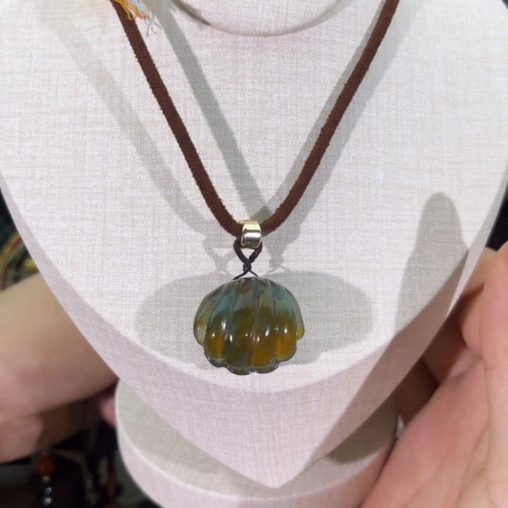 蛇纹石玉合金颈饰