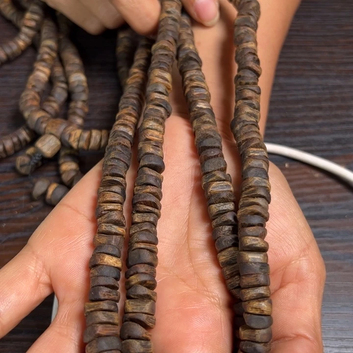 沉香手串白棋沉水60克卡10多样性发1条