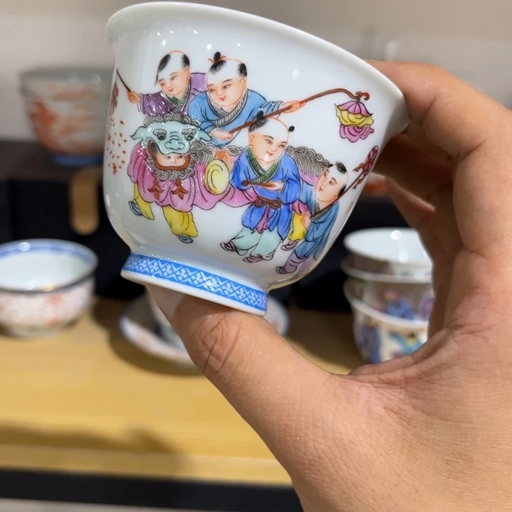 摆件摆件式是采用传统式设计风格