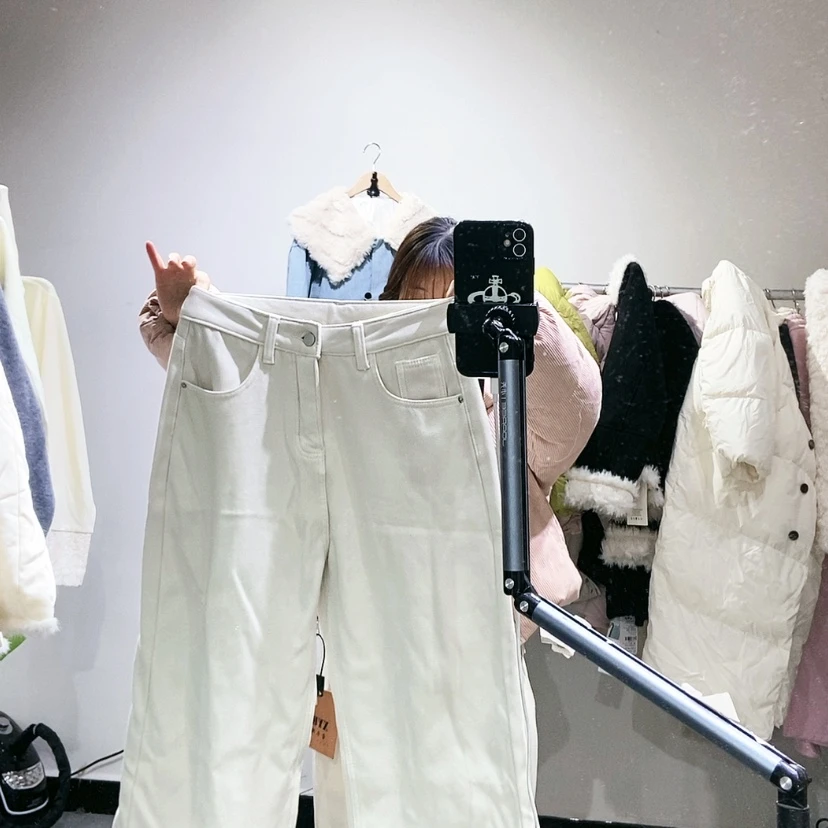 【闪购商品】杏色裤子L