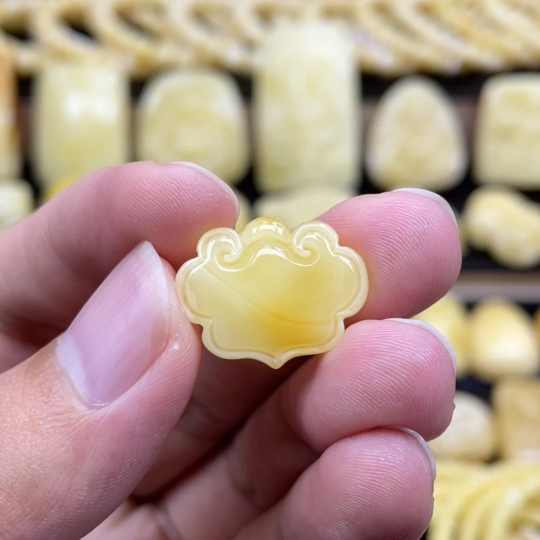 琥珀未镶嵌裸石琥珀蜜蜡