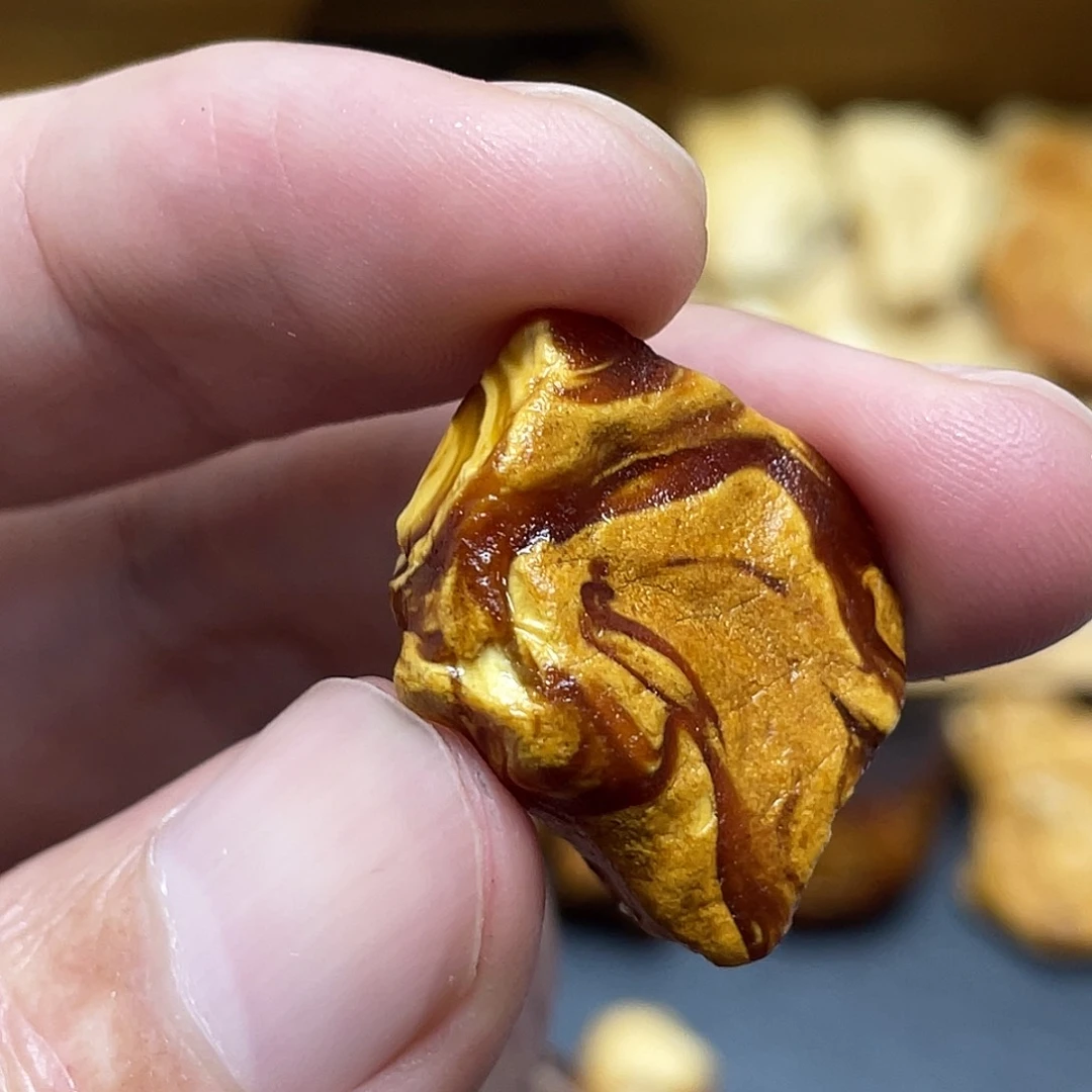 未镶嵌定制琥珀定制