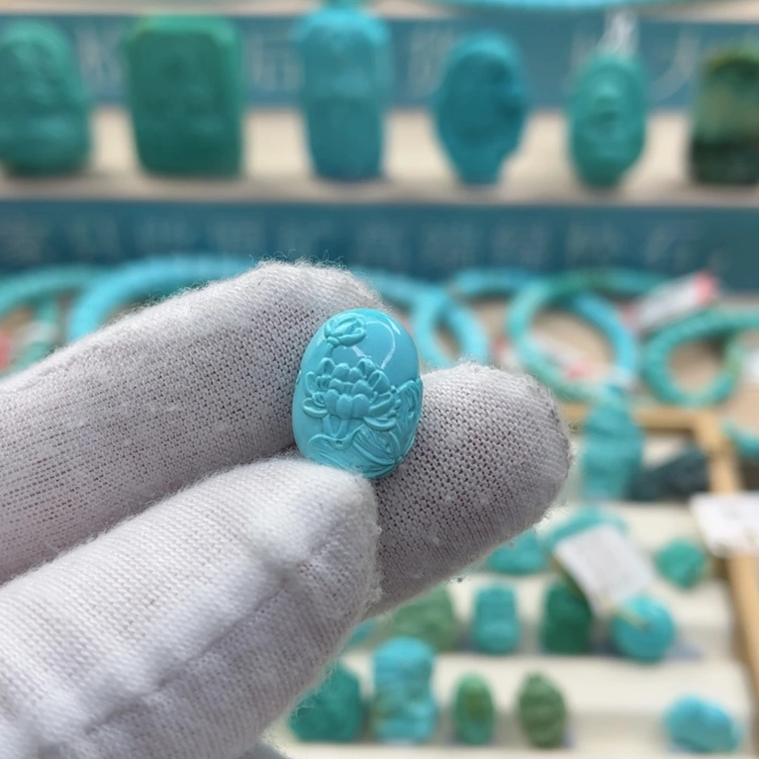 绿松石配饰未镶嵌