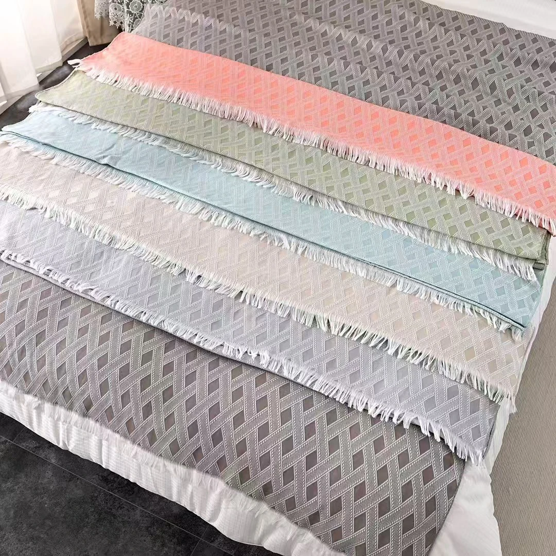 莱赛尔天丝三层竹纤维冷感毯纯色流苏款盖毯花边