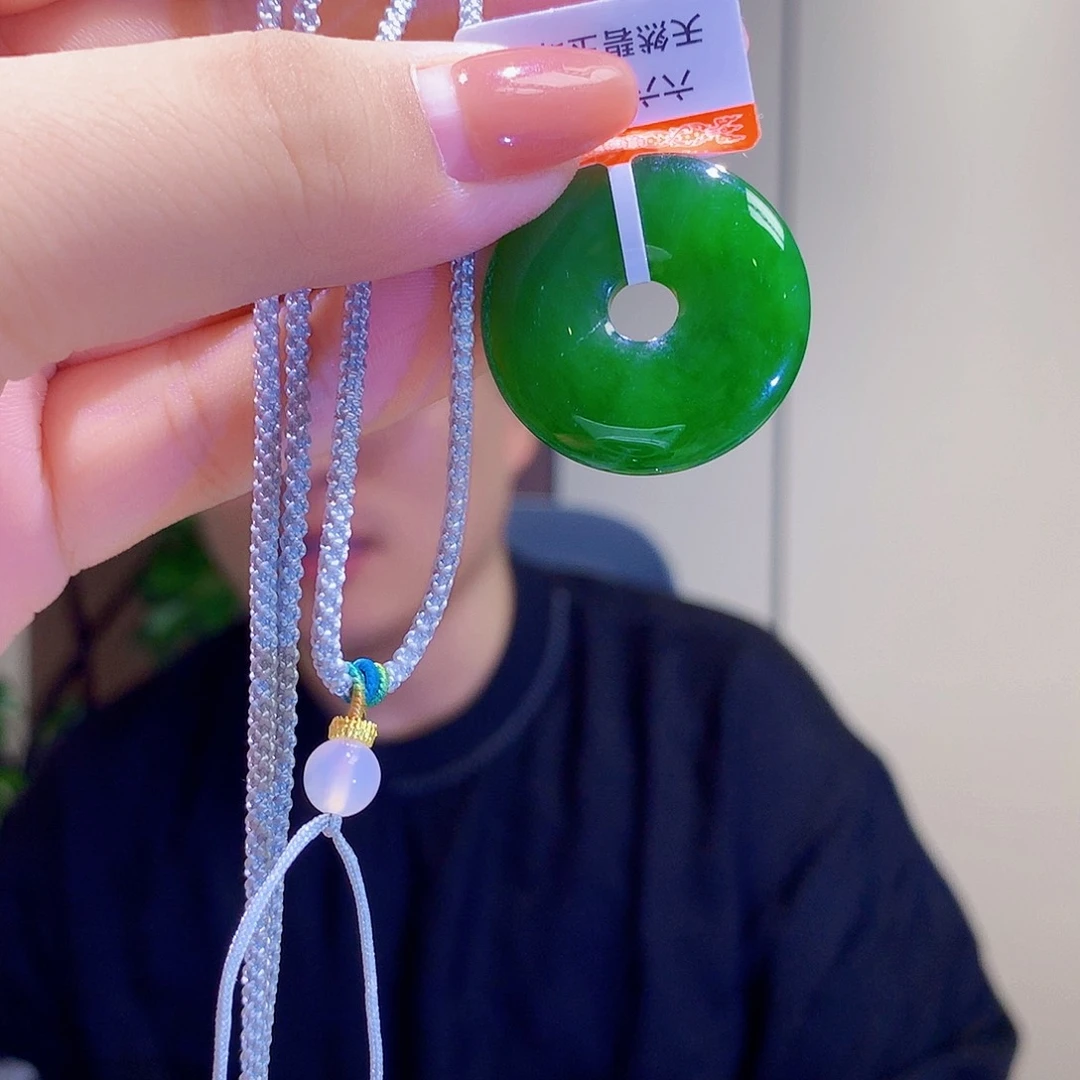 和田玉（碧玉）未镶嵌颈饰卡30左右