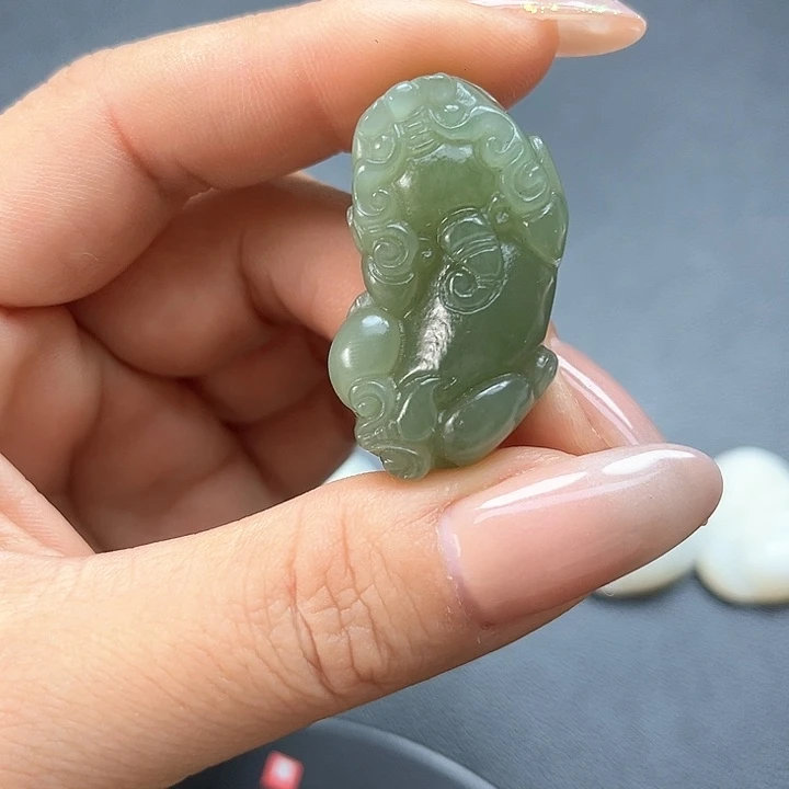 【闪购商品】颈饰未镶嵌和田玉
