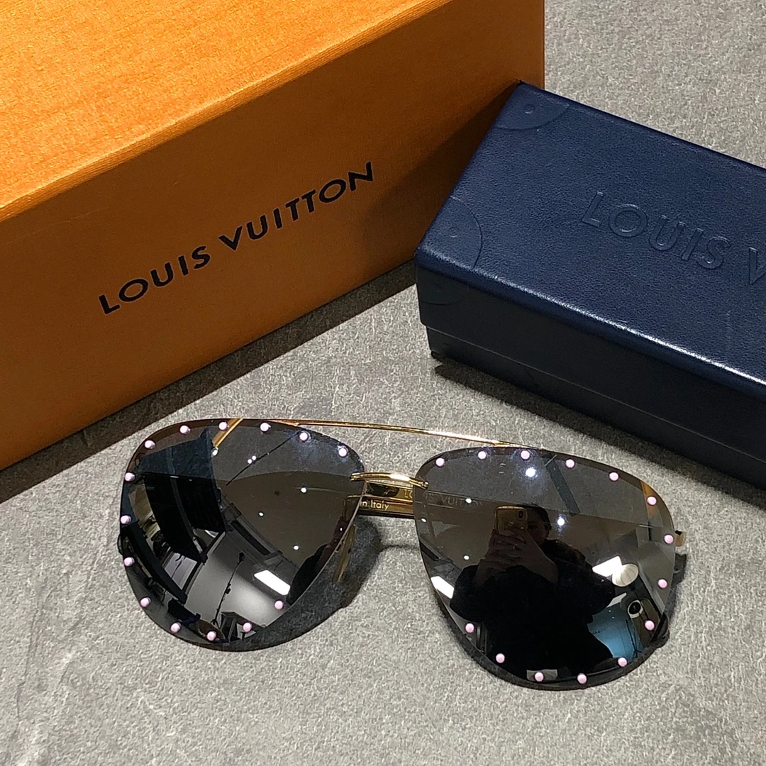 99新 LouisVuitton/路易威登 Lv墨镜成色看直播GSH2096