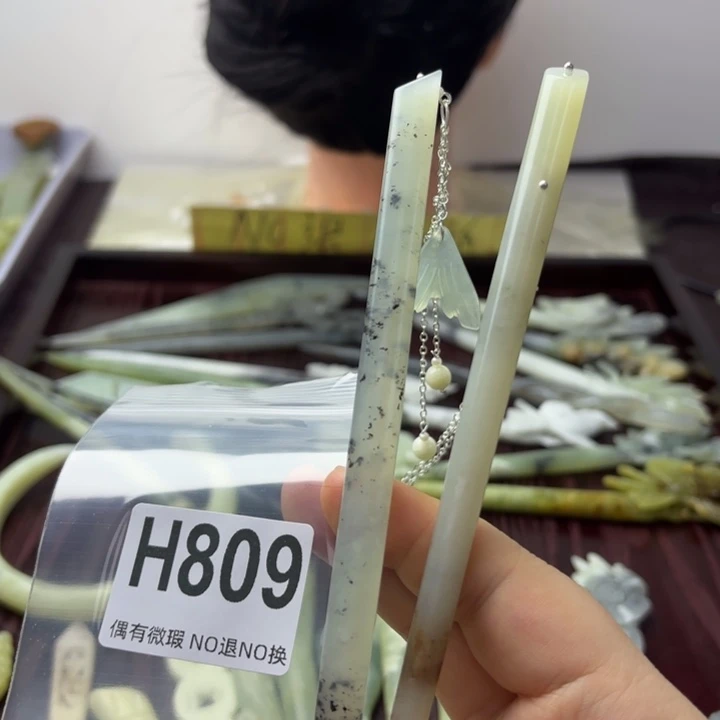 蛇纹石玉发饰合金上***欠