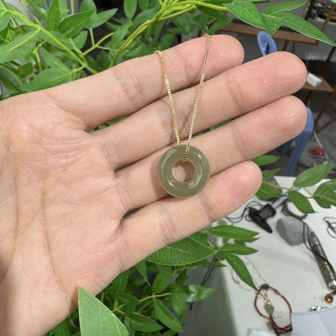 和田玉晴水甜甜圈吊坠18mm珠宝玉石 玉质温润细腻挂件