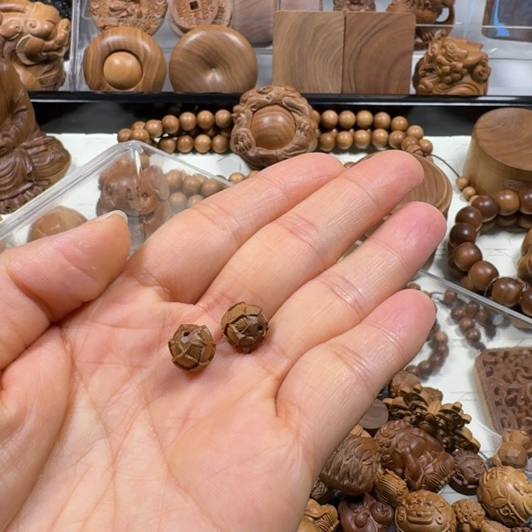 赚***猫檀香木其他配饰莲花珠