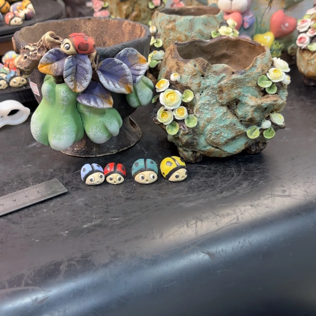 喜****本默花器麦饭石花盆
