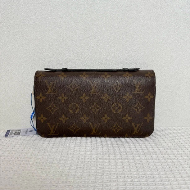 95新 LouisVuitton/路易威登 5629/4789时尚经典棕老花手拿包
