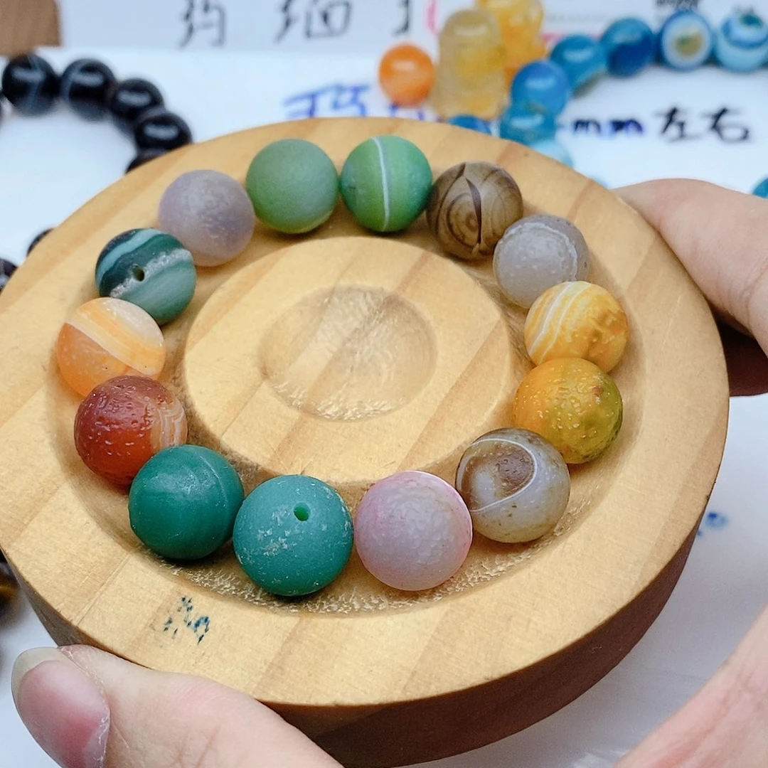 合金颈饰玛瑙/玉髓筠*
