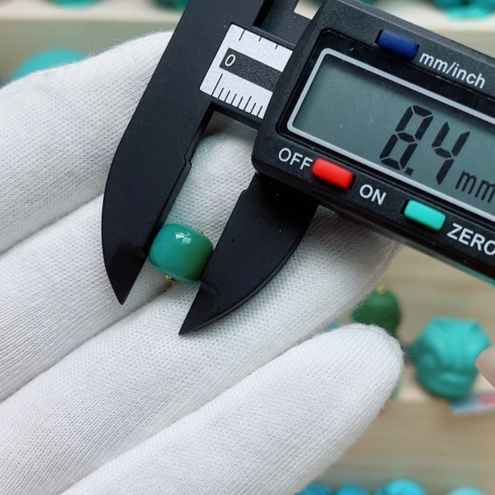 绿松石珠宝未镶嵌