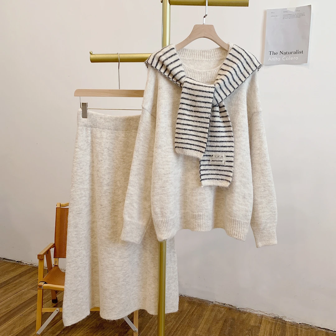 摩登都市C5229圆领针织衫松紧腰半身裙套装