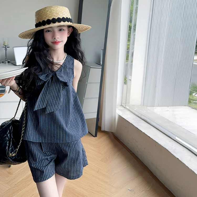 女童套装夏装2025新款儿童洋气夏季大童女孩时髦条纹背心短裤套装