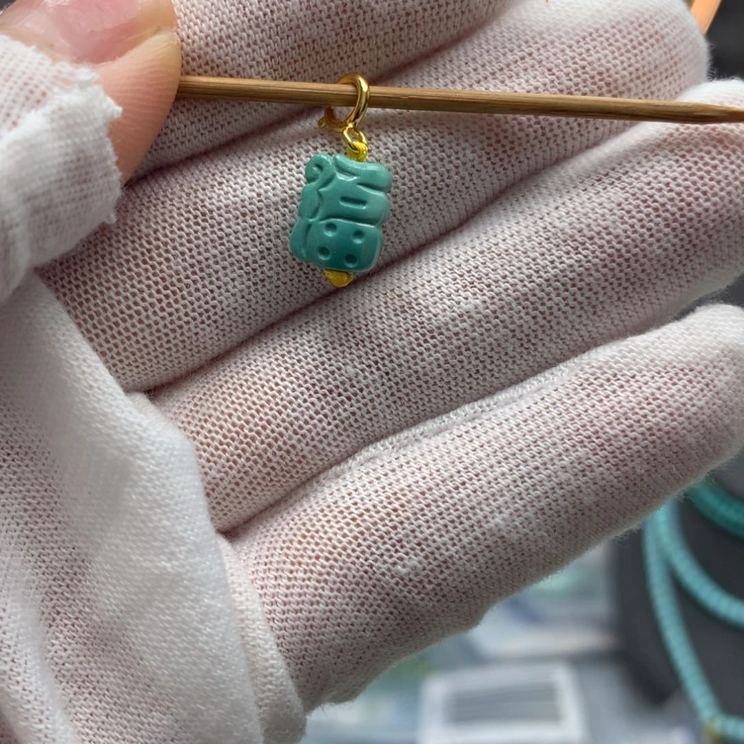 绿松石挂件未镶嵌