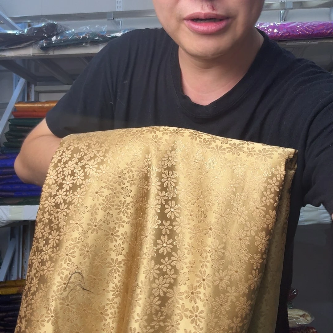 甩甩甩甩甩我甩甩