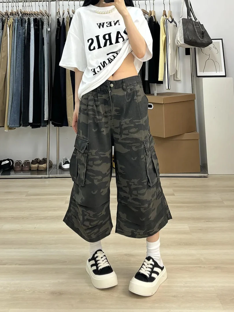 美式高街迷彩牛仔短裤女夏2025新款设计感口袋宽松显瘦阔腿七分裤