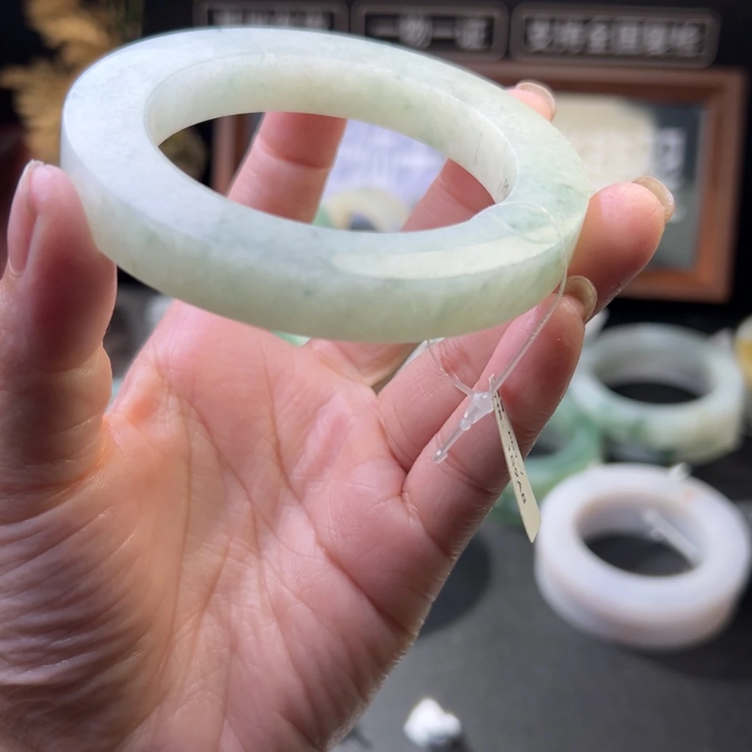 定制翡翠未镶嵌翡翠翡翠手镯翡翠