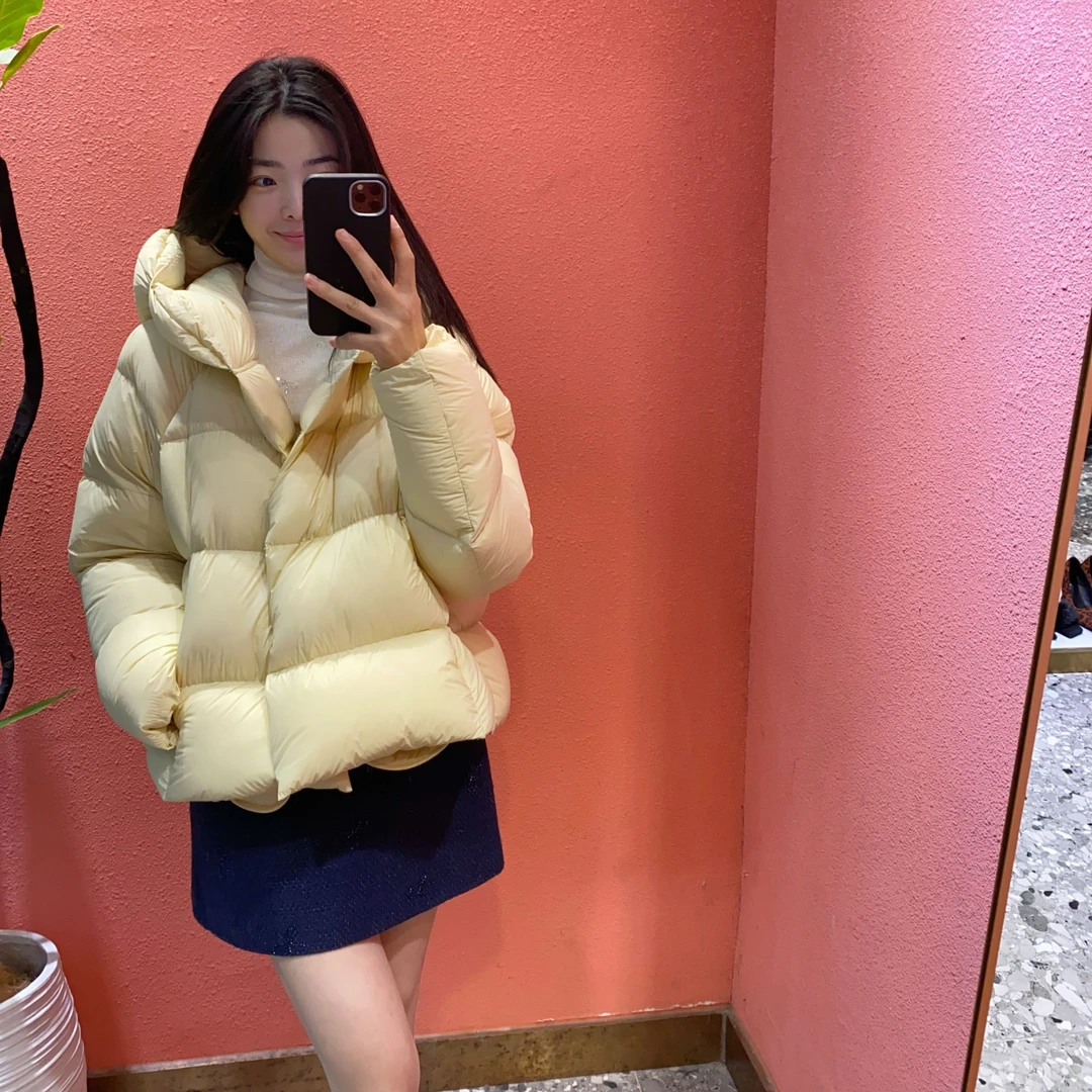 （默茗服装）奶酪黄连帽短款外套