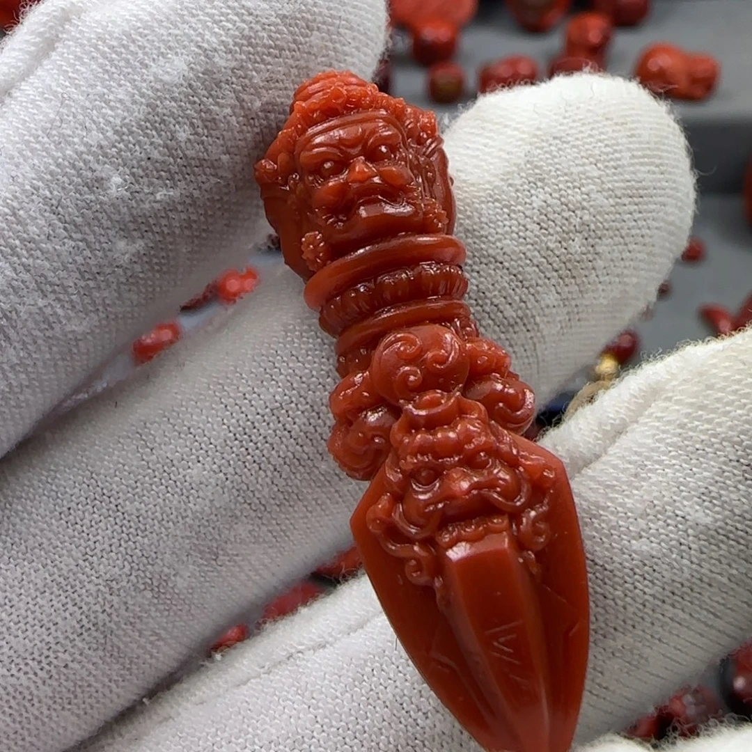 木***丶南红玛瑙未镶嵌雕件