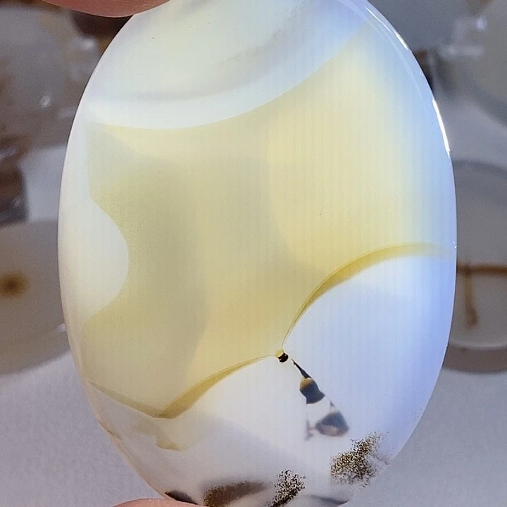 未镶嵌奇石玛瑙/玉髓平*