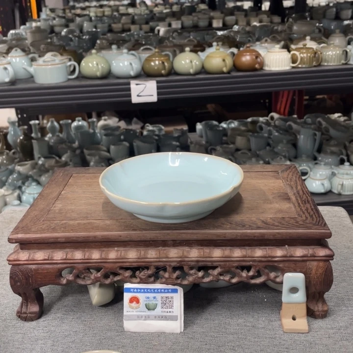 摆件天青釉支烧葵花洗