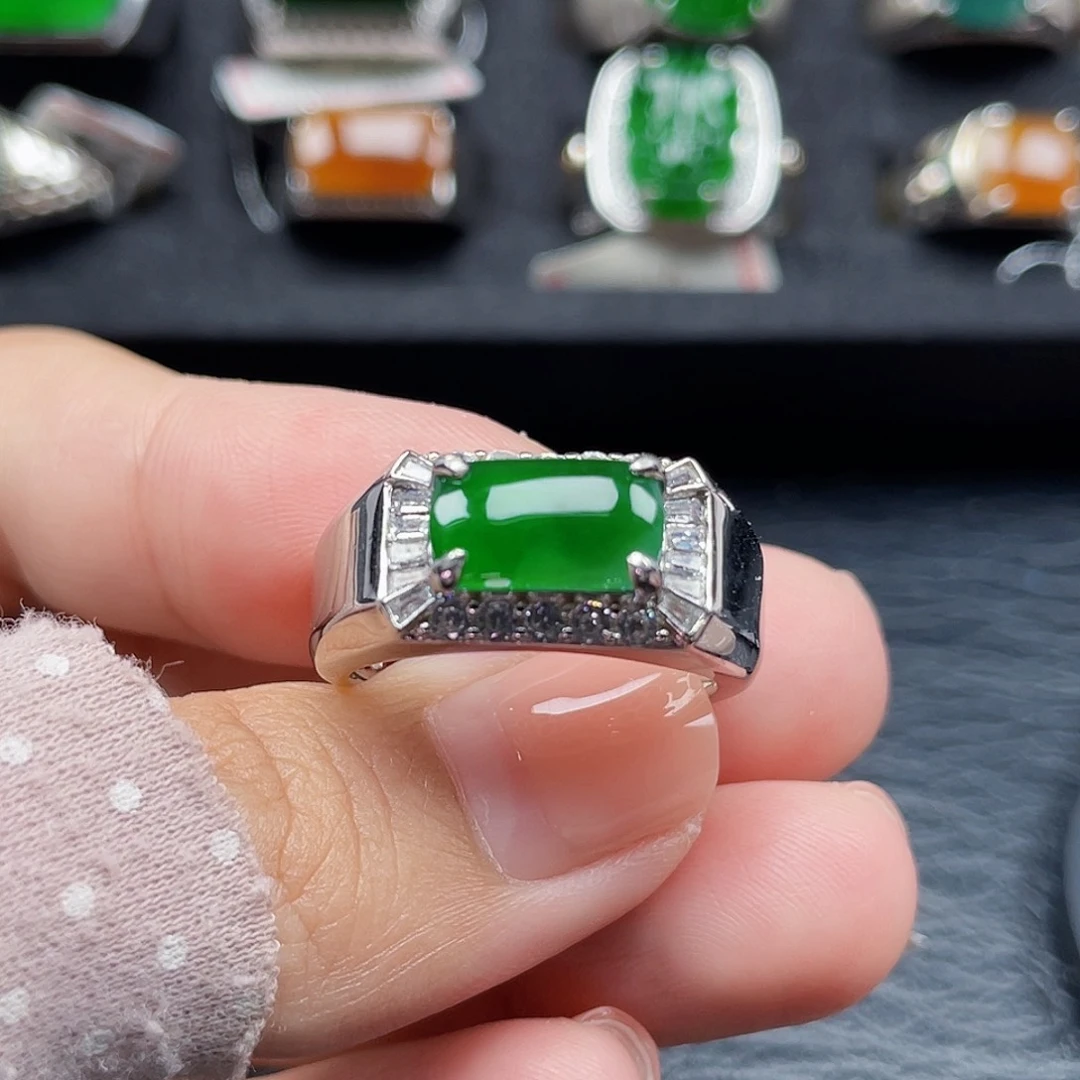 翡翠戒指银S925镶嵌天然a货翡翠没运费险3537