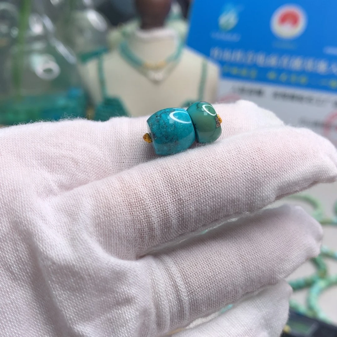 绿松石未镶嵌饰品