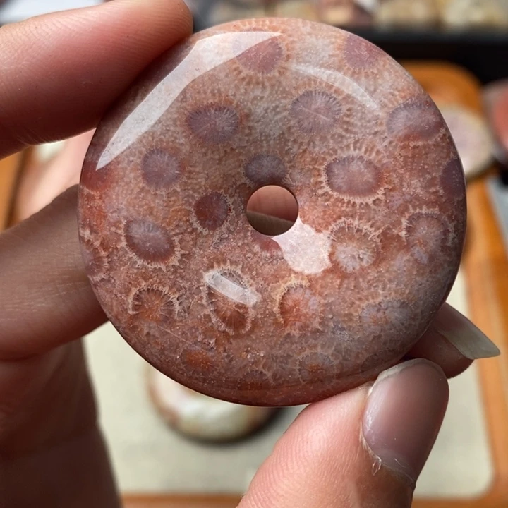 硅化玉颈饰未镶嵌鹏**里