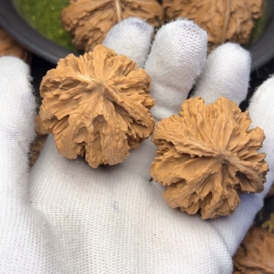 大***疆文玩核桃吊坠秦岭核桃12