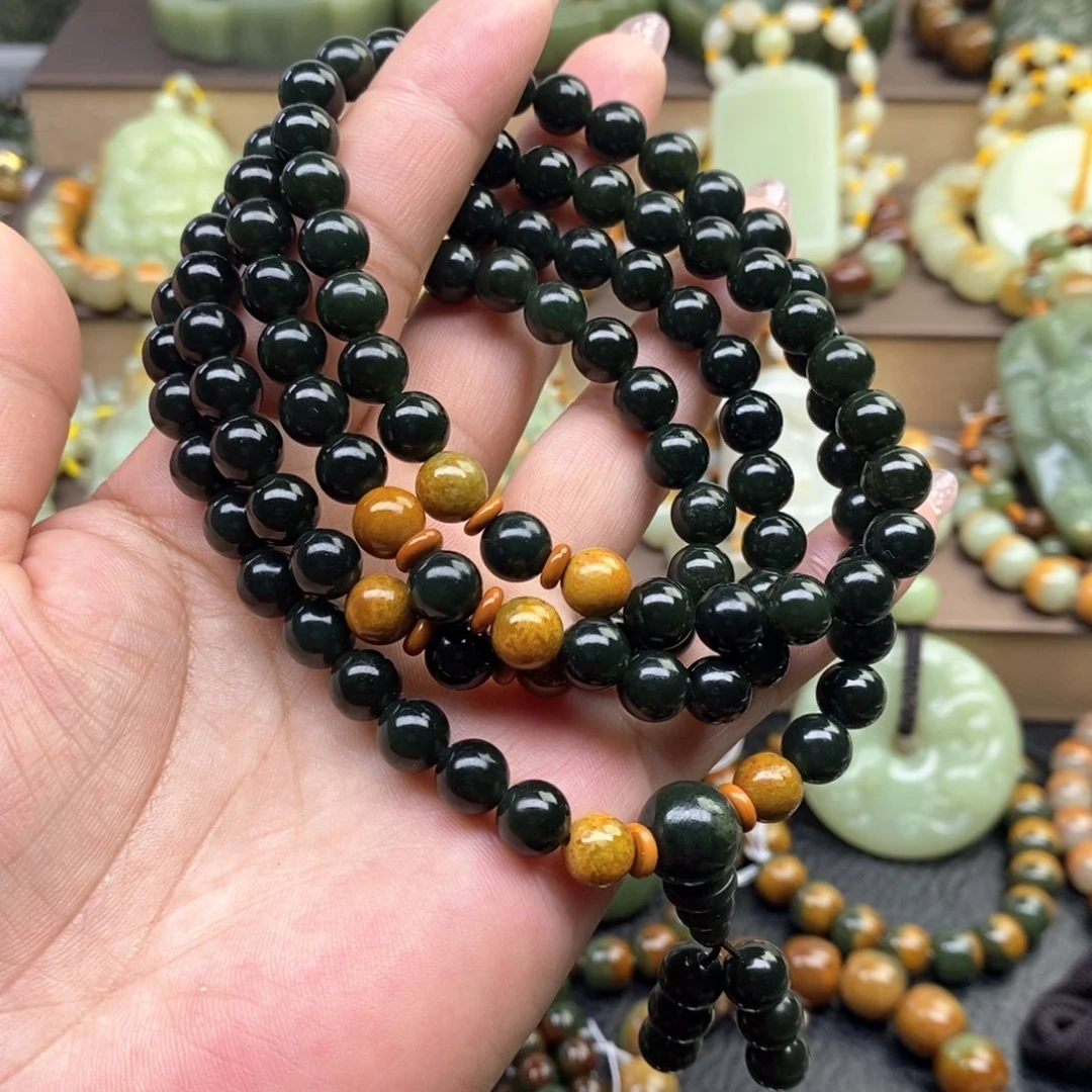 透闪石质玉未镶嵌手链