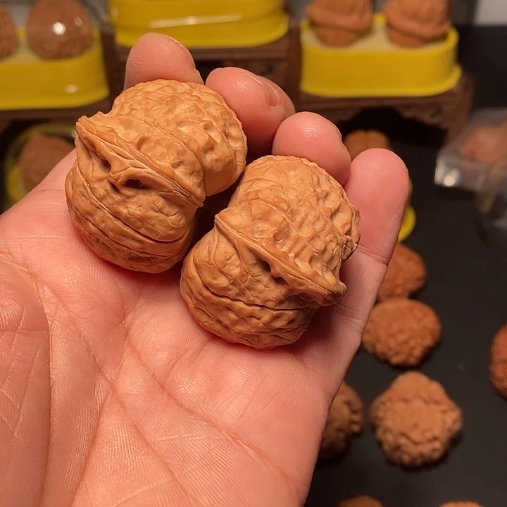 陈***庵吊坠文玩核桃40尺，南瓜墩