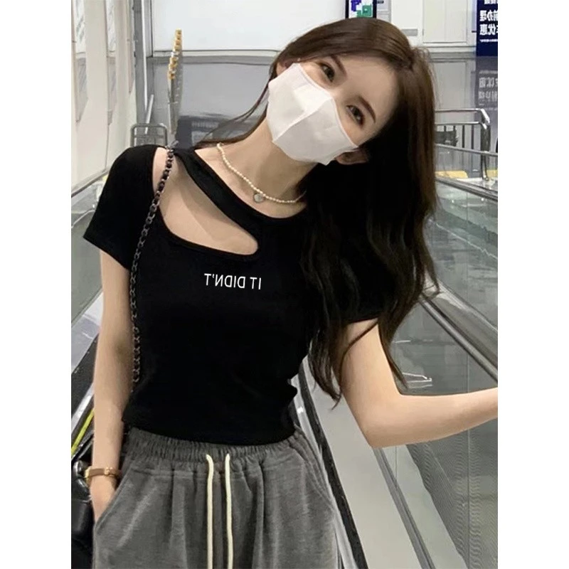 夏季性感纯欲短袖t恤女设计感小众镂空露锁骨打底衫短款辣妹上衣