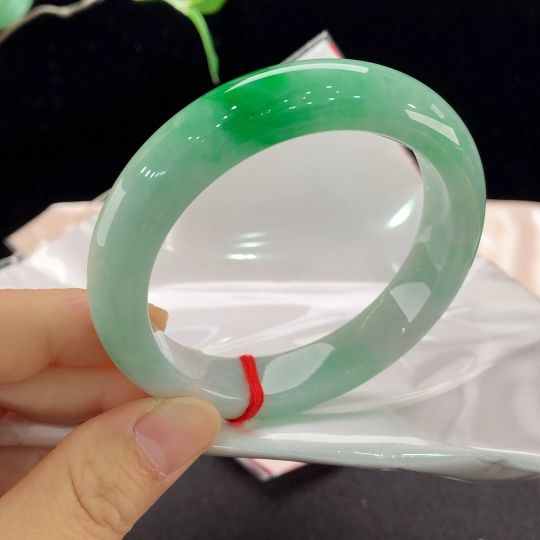 翡翠未镶嵌手镯0002