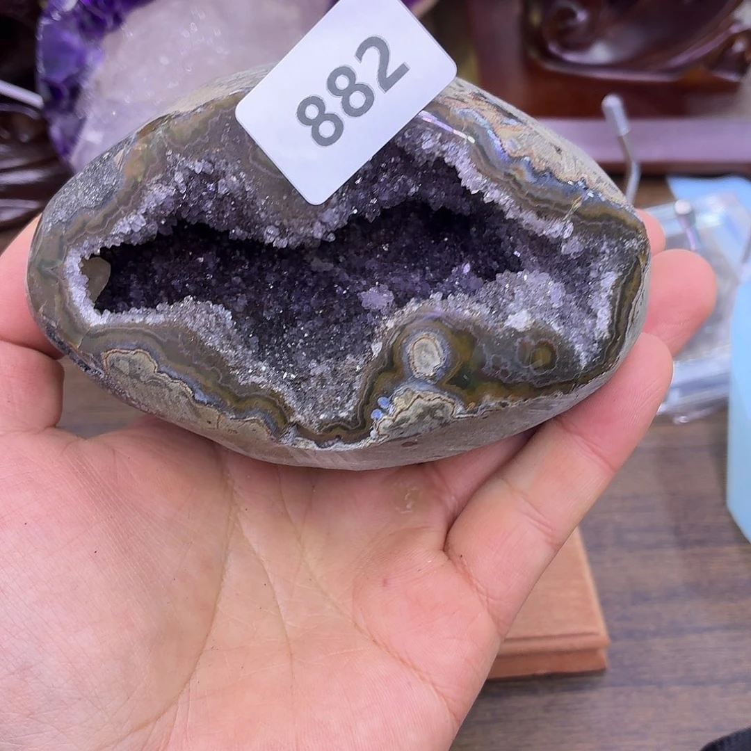 紫晶未镶嵌大型摆件（非配饰）