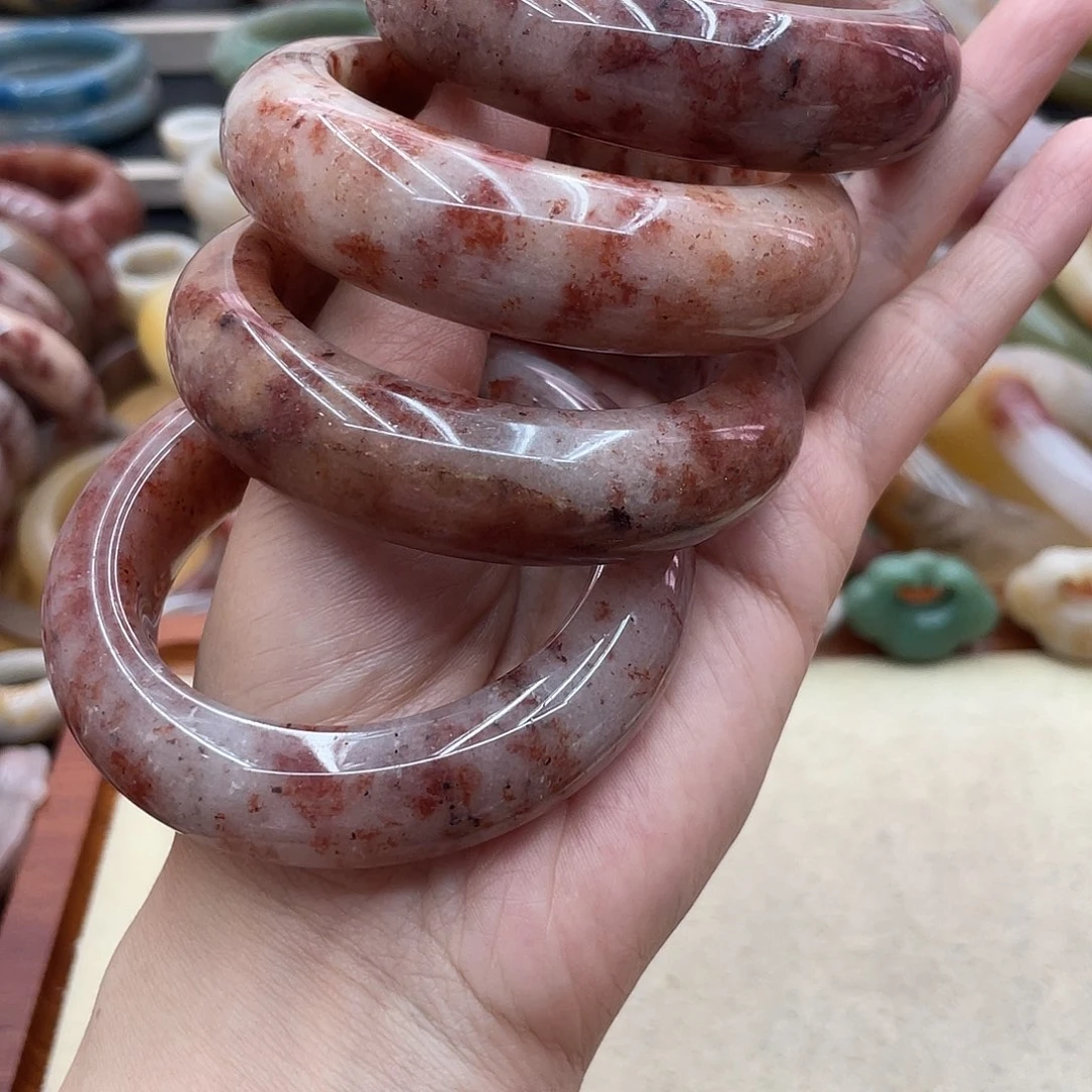 石英质玉圈口齐全未镶嵌