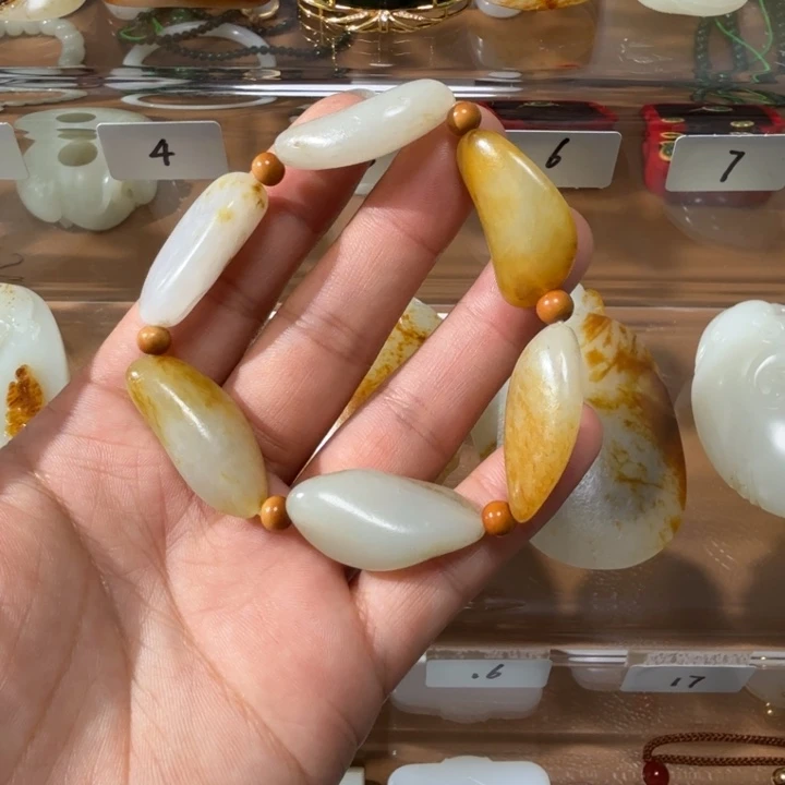 和田玉颈饰未镶嵌新疆和田玉天然真皮真色独籽手串（活动价）