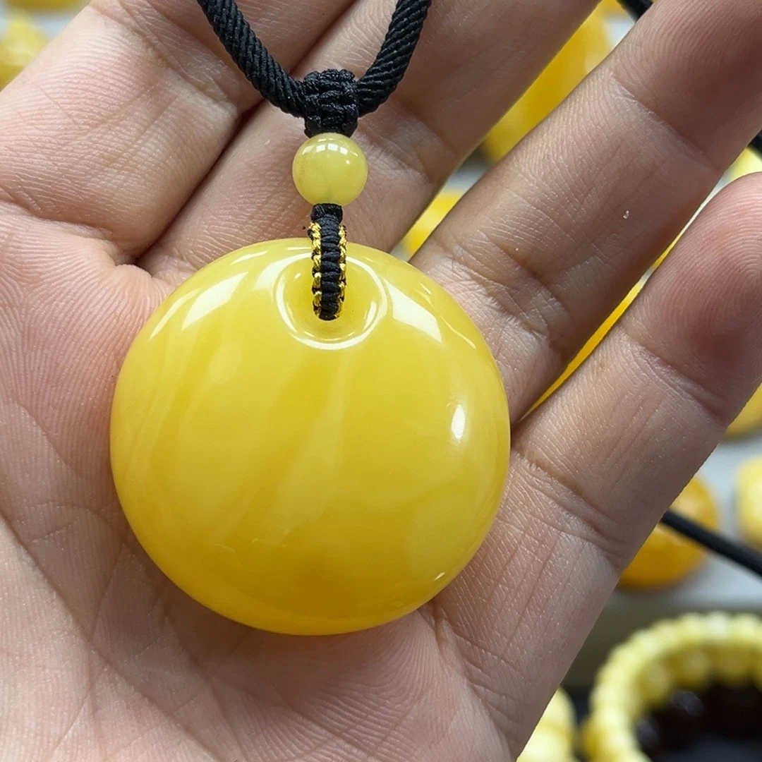 蜜蜡未镶嵌珠宝奇石